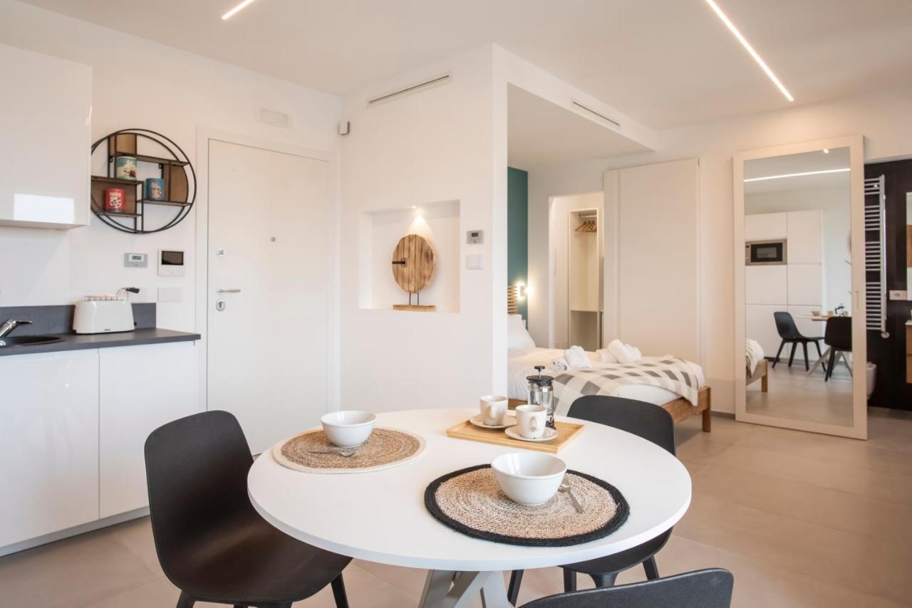 Gentile 46 Luxury Flat Apartment Бари Екстериор снимка