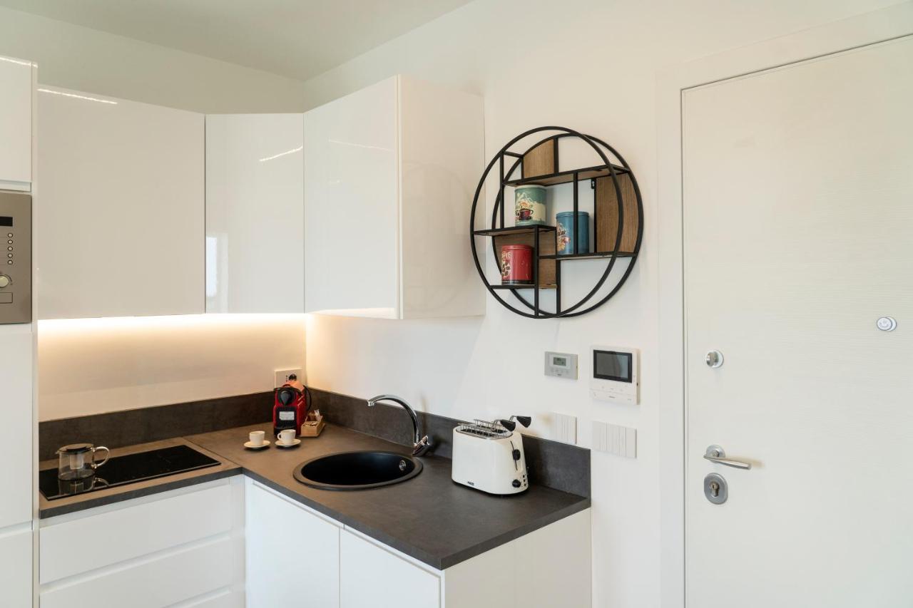 Gentile 46 Luxury Flat Apartment Бари Екстериор снимка